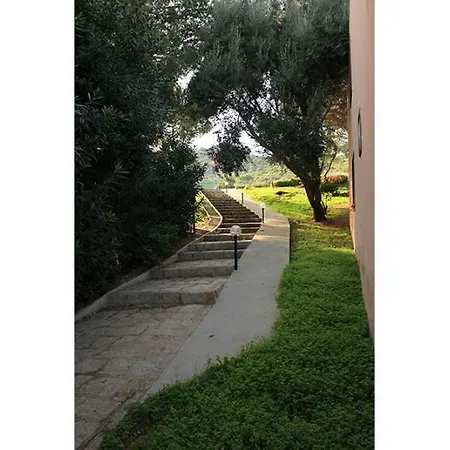 Porto Laconia 3*