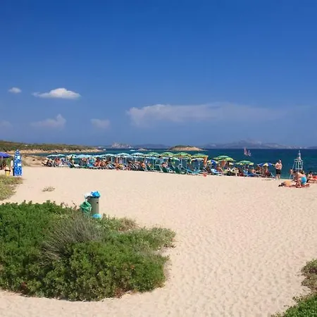 Hotel Porto Laconia 3*