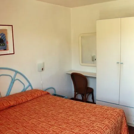 Porto Laconia 3*