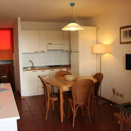 Porto Laconia Hotel 3*