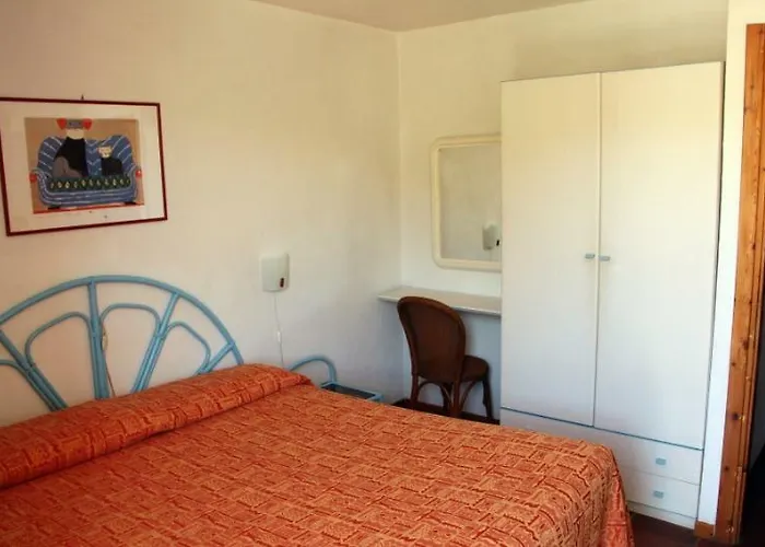 Porto Laconia 3*