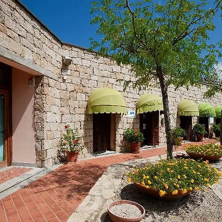 Porto Laconia 3* קניגיונה