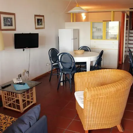 Porto Laconia 3* Cannigione